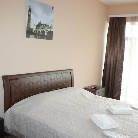 Hotel London Palace Tbilisi Room photo